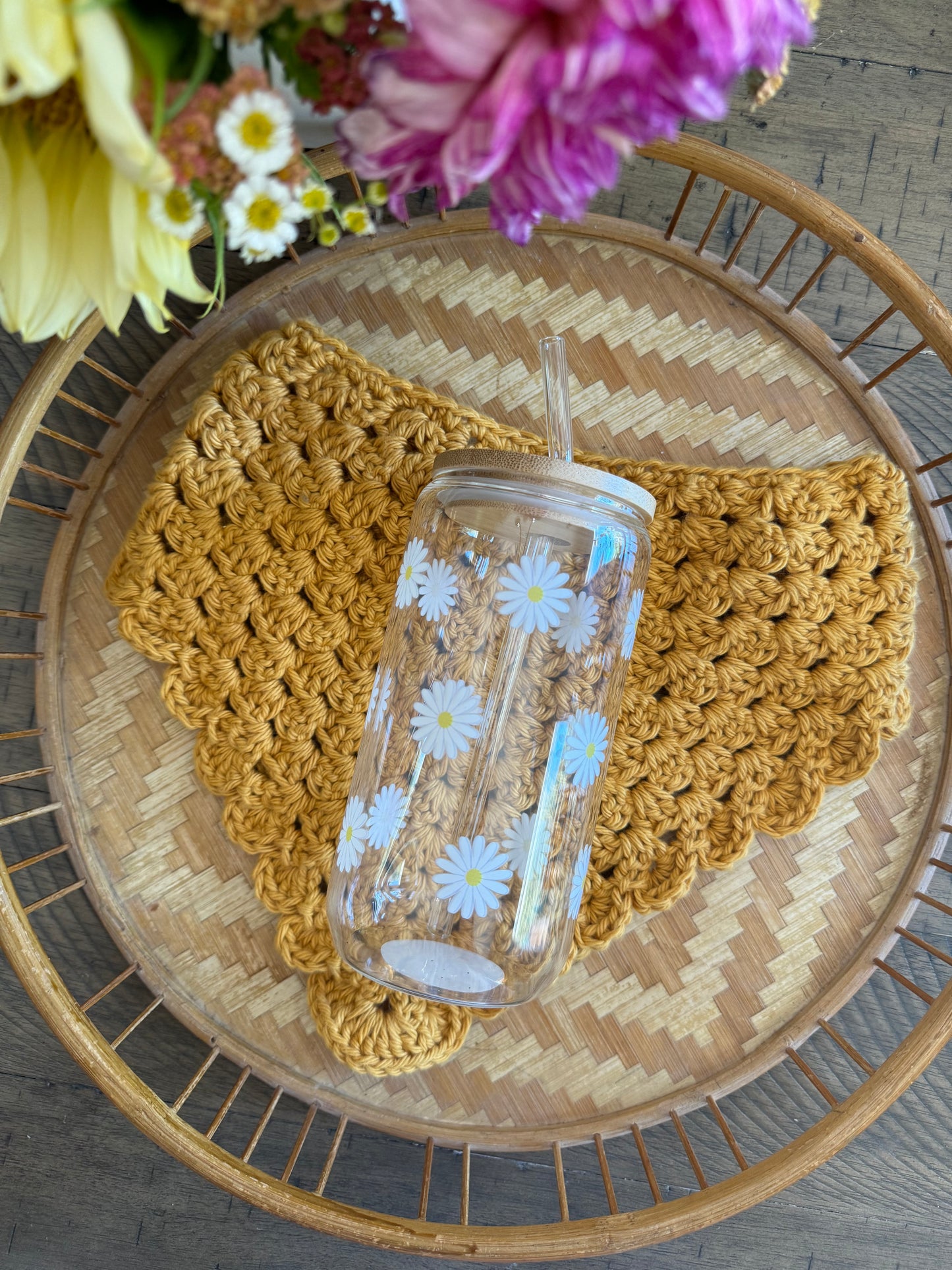 Daisy Glass Drinking Cup