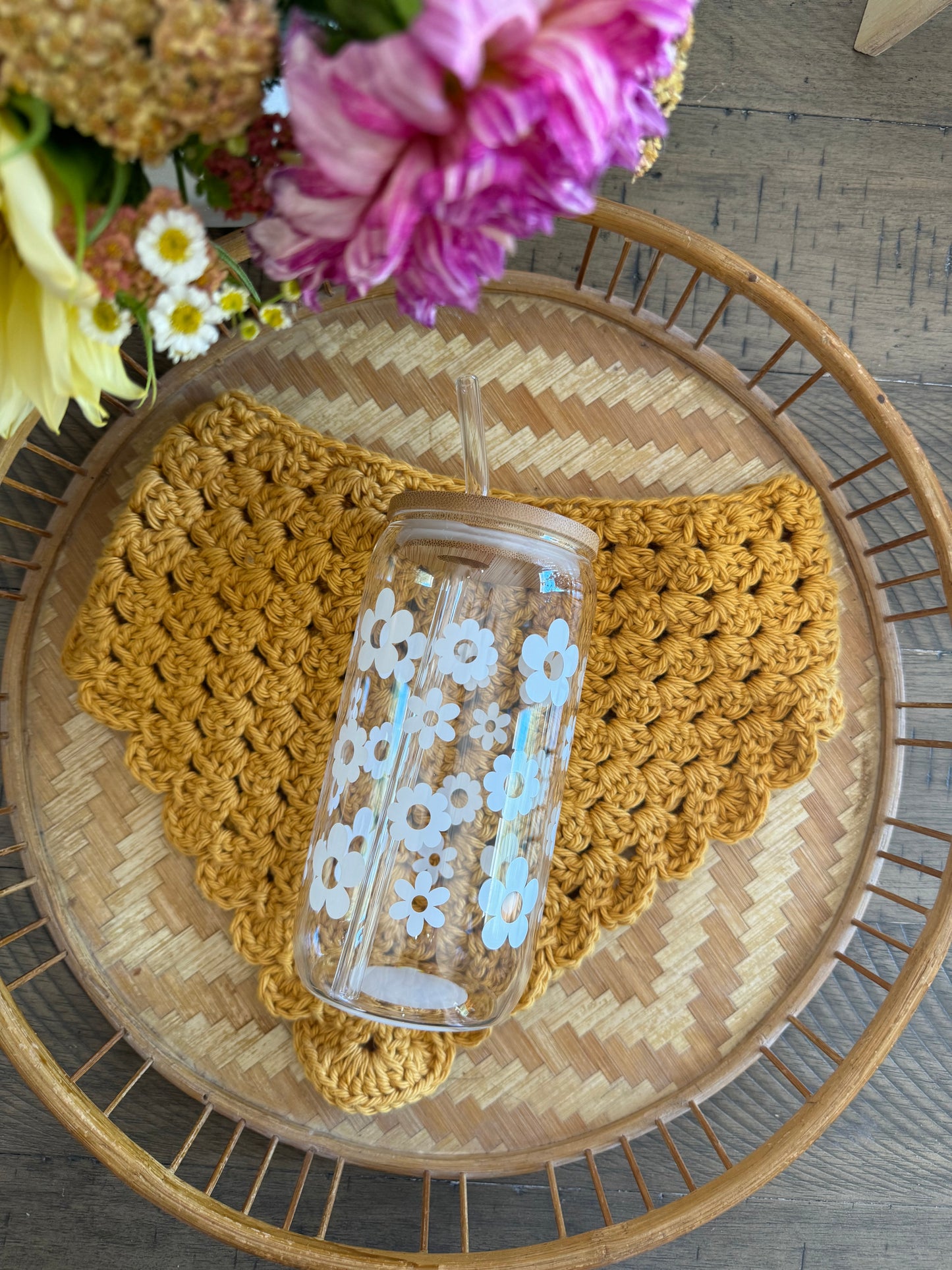 Daisy Glass Drinking Cup