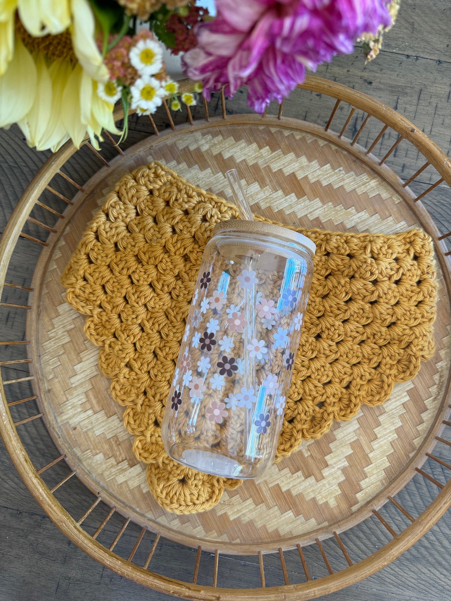 Daisy Glass Drinking Cup