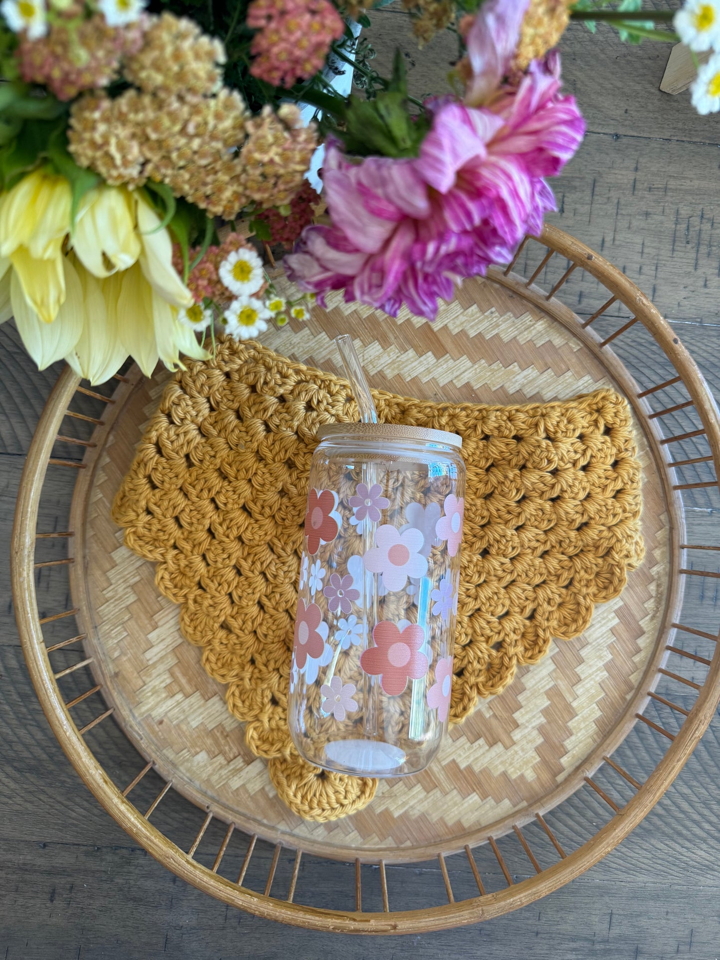 Daisy Glass Drinking Cup
